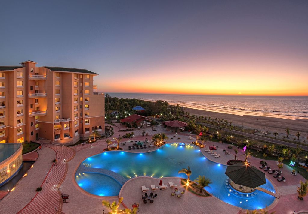 Royal Tulip Sea Pearl Beach Resort & Spa ค็อกเซสบาซาร์ ภายนอก รูปภาพ
