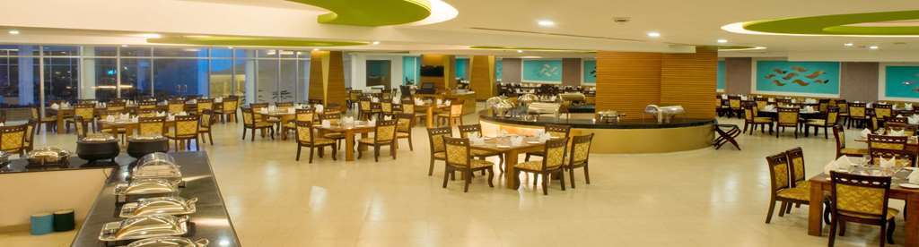 Royal Tulip Sea Pearl Beach Resort & Spa ค็อกเซสบาซาร์ ร้านอาหาร รูปภาพ